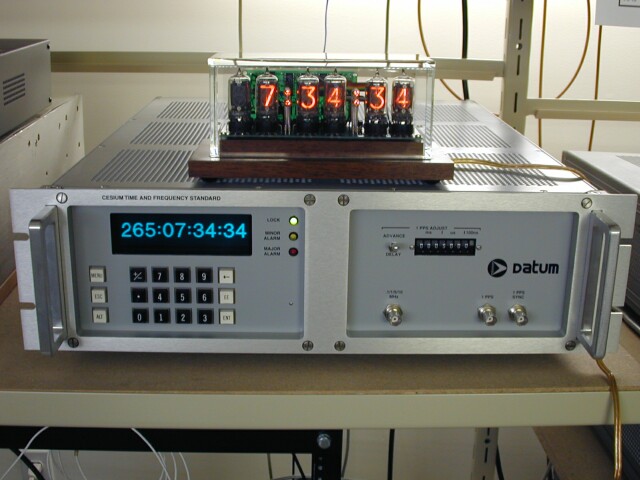 The nixie clock below is powered by a 60 Hz mains generated by a HP 6827A 